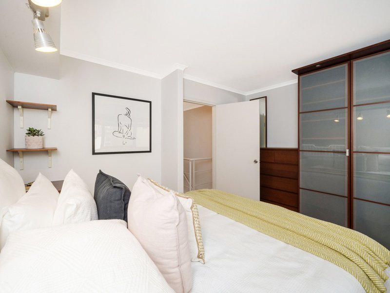 Photo - 18/8 James Street, Perth WA 6000 - Image 24