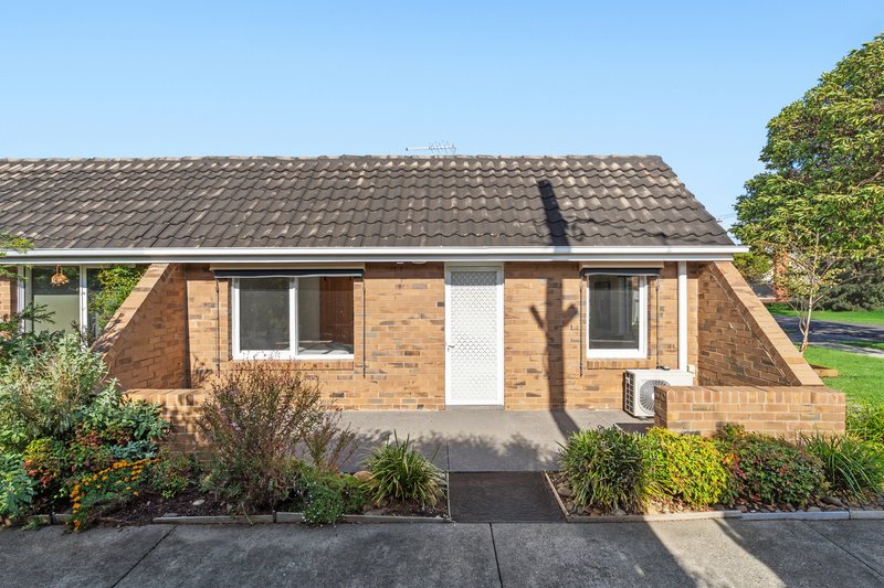 Photo - 1/88 Landells Road, Pascoe Vale VIC 3044 - Image 2