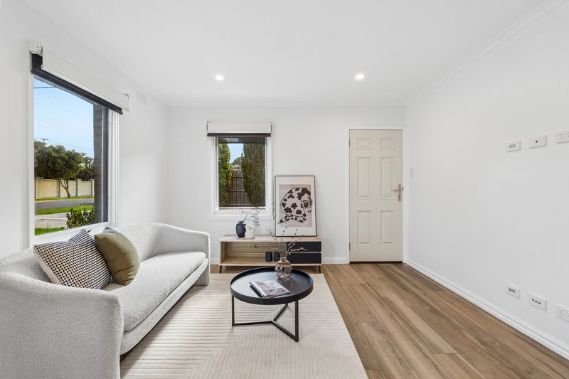 Photo - 1/88 Landells Road, Pascoe Vale VIC 3044 - Image 4