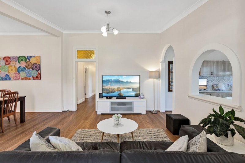 Photo - 188 Mowbray Road, Willoughby NSW 2068 - Image 4