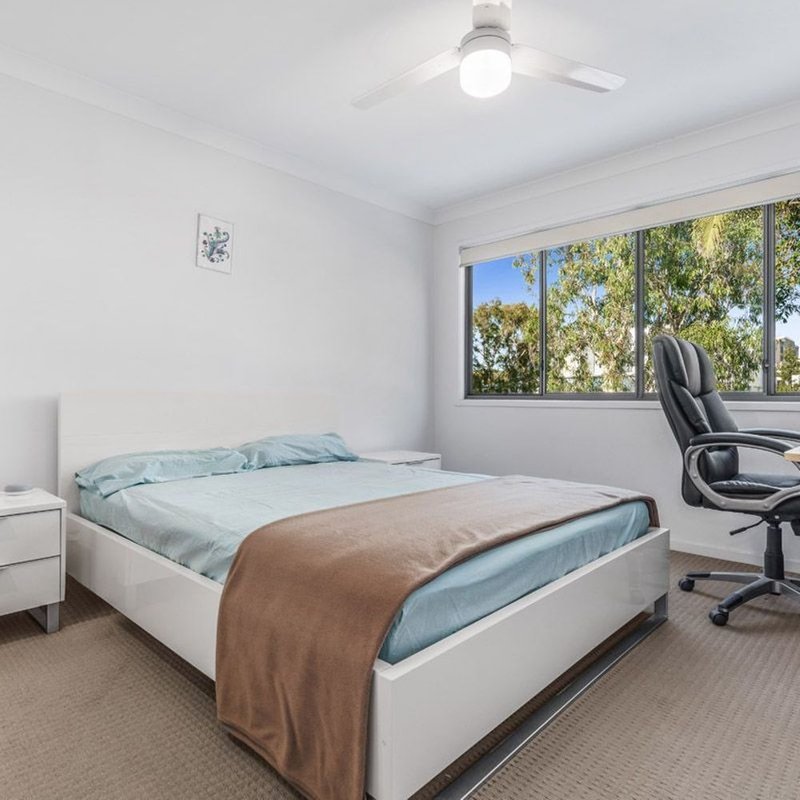 Photo - 18/8 Norfolk Street, Parkinson QLD 4115 - Image 4