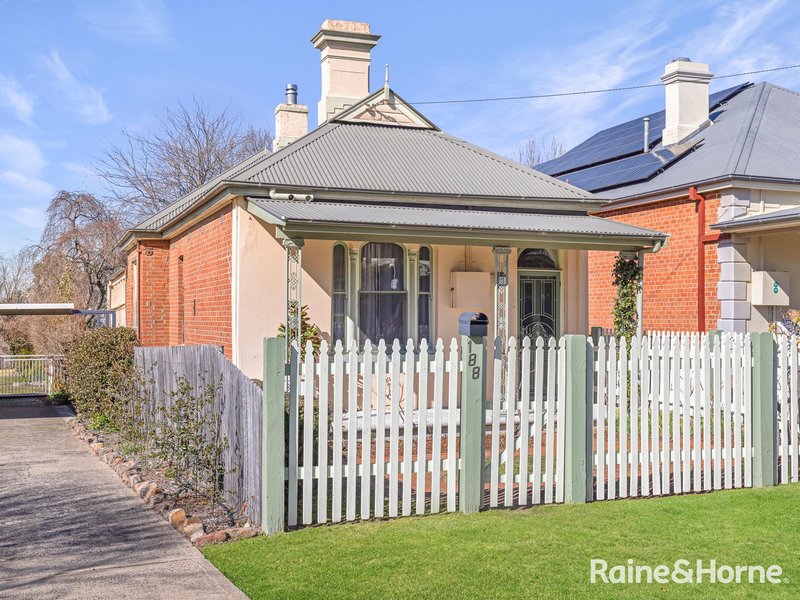 Photo - 188 Peel Street, Bathurst NSW 2795 - Image 1