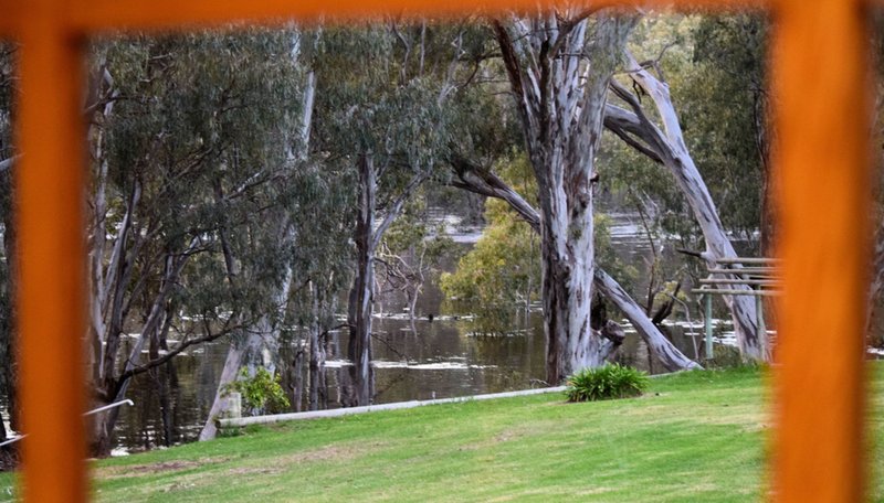 Photo - 188 River Street, Deniliquin NSW 2710 - Image 2