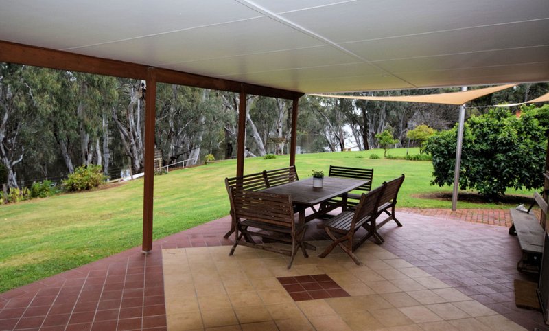 Photo - 188 River Street, Deniliquin NSW 2710 - Image 4