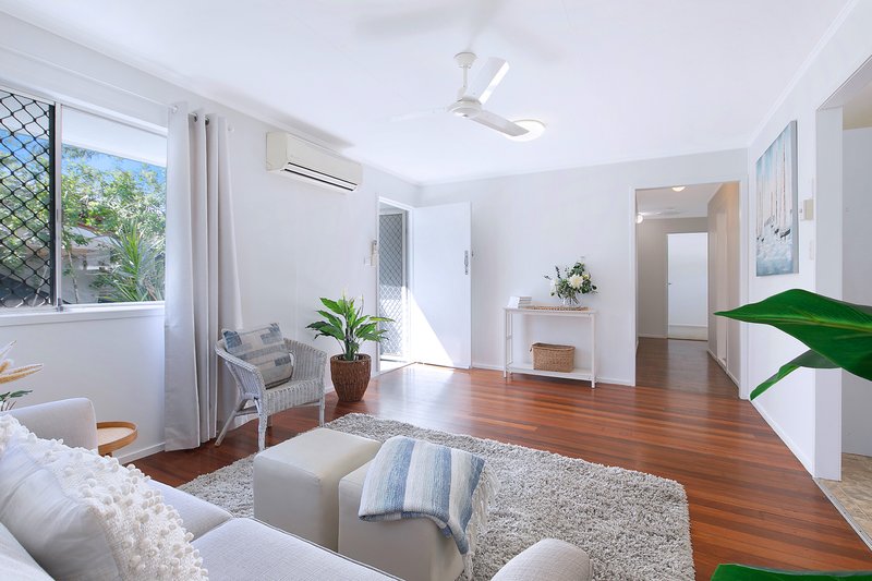 Photo - 188 School Road, Kallangur QLD 4503 - Image 3