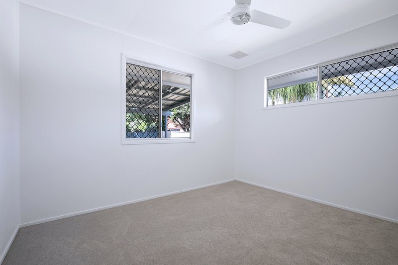 Photo - 188 School Road, Kallangur QLD 4503 - Image 17