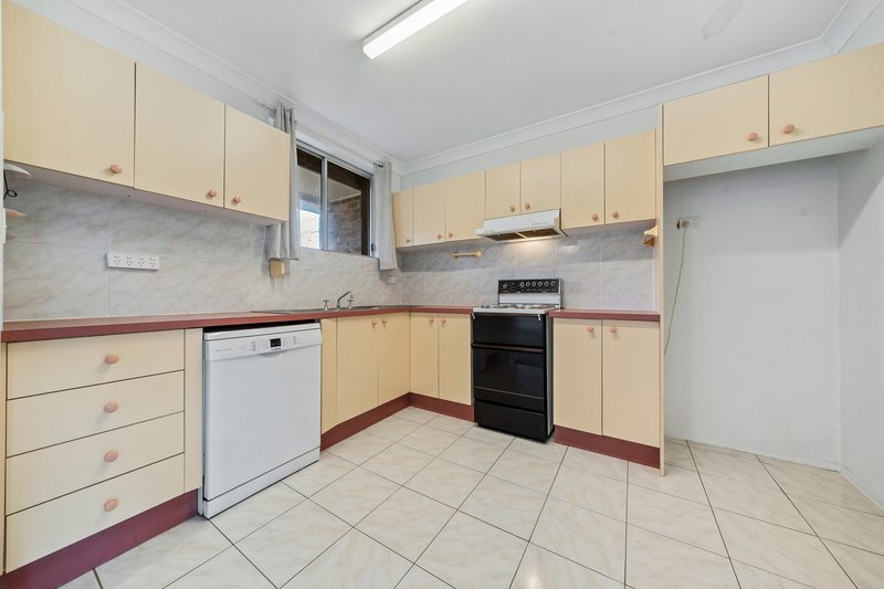 Photo - 1/88 Seven Hills Road South, Seven Hills NSW 2147 - Image 2