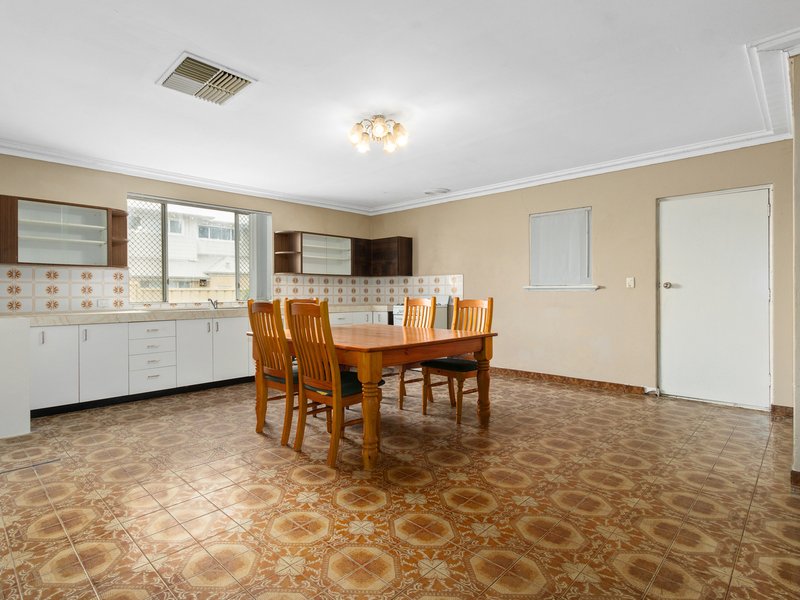 Photo - 188 Shepperton Road, East Victoria Park WA 6101 - Image 2