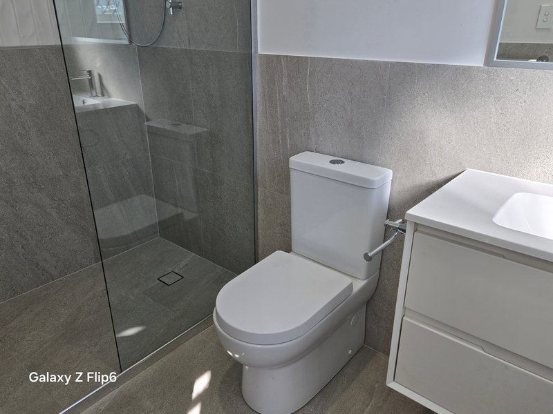 Photo - 18/8 Taylor Place, Mackenzie QLD 4156 - Image 7