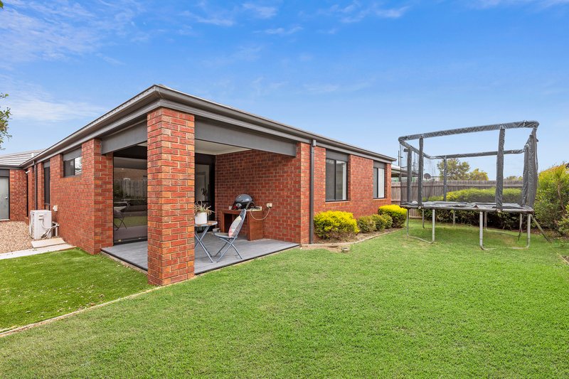 Photo - 188 Warralily Boulevard, Armstrong Creek VIC 3217 - Image 13