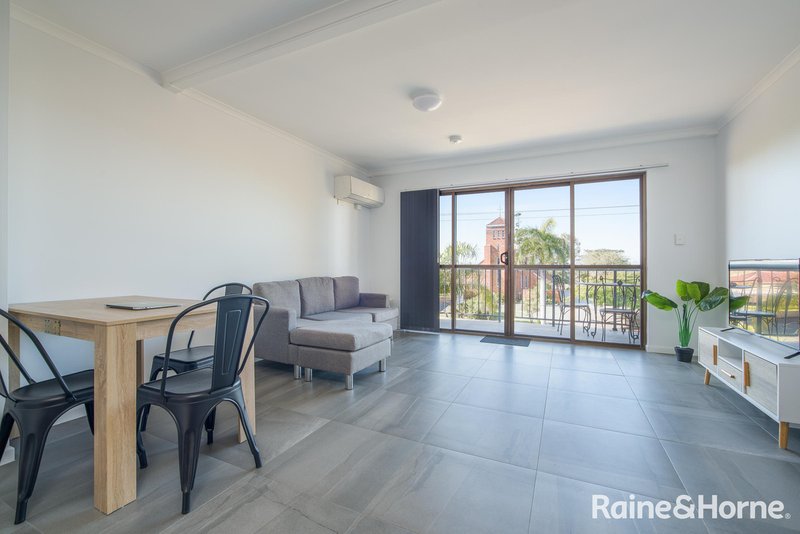 Photo - 18/83-85 Auckland Street, Gladstone Central QLD 4680 - Image 5