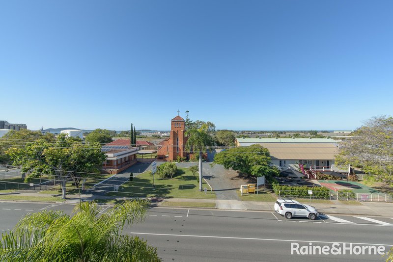 Photo - 18/83-85 Auckland Street, Gladstone Central QLD 4680 - Image 11