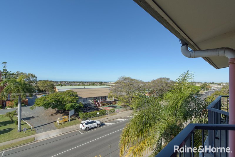 Photo - 18/83-85 Auckland Street, Gladstone Central QLD 4680 - Image 12