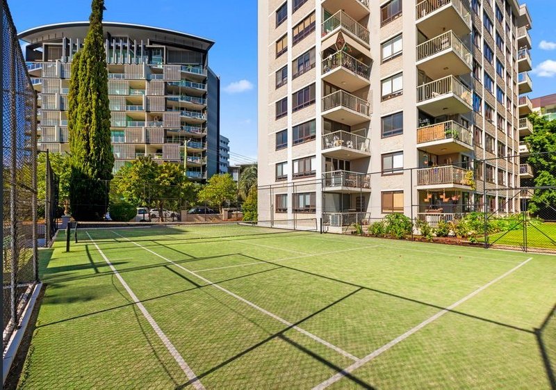 Photo - 18/83 O'Connell Street, Kangaroo Point QLD 4169 - Image 9