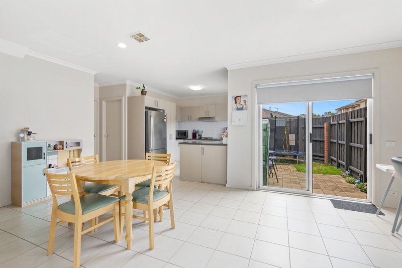 Photo - 1/883 Plenty Road, South Morang VIC 3752 - Image 5