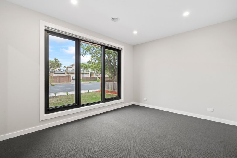 Photo - 1/888 Pascoe Vale Road, Glenroy VIC 3046 - Image 7