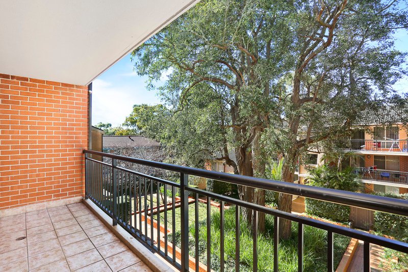 Photo - 18/9-15 May Street, Hornsby NSW 2077 - Image 9