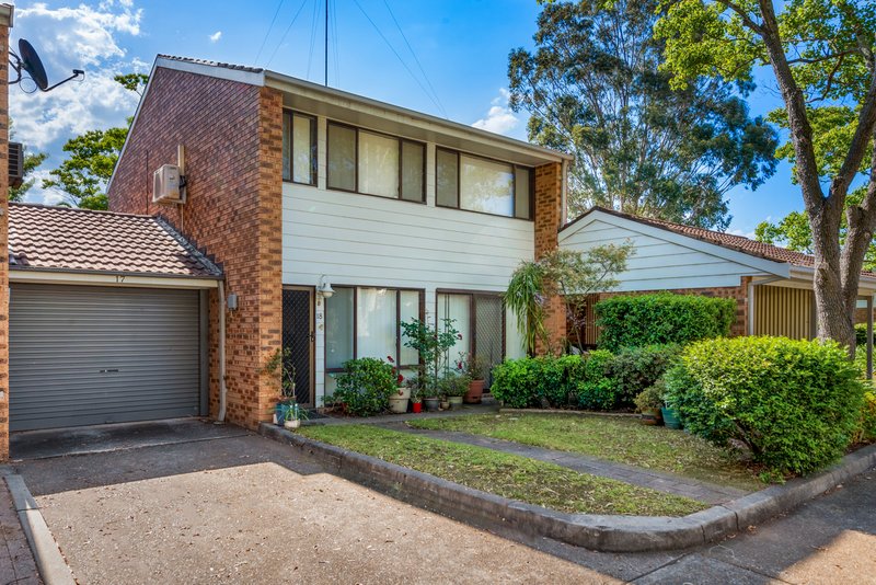 Photo - 18/9 Birmingham Road, South Penrith NSW 2750 - Image 2