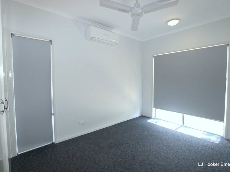 Photo - 189 Borilla Street, Emerald QLD 4720 - Image 10