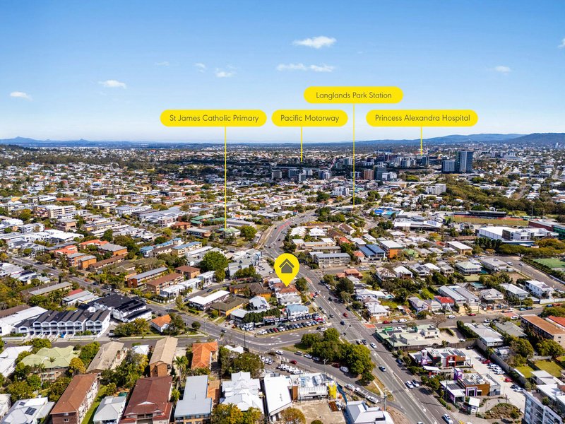 Photo - 189 Old Cleveland Road, Coorparoo QLD 4151 - Image 9