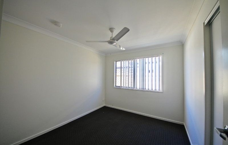 Photo - 1/89 Spanns Road, Beenleigh QLD 4207 - Image 3