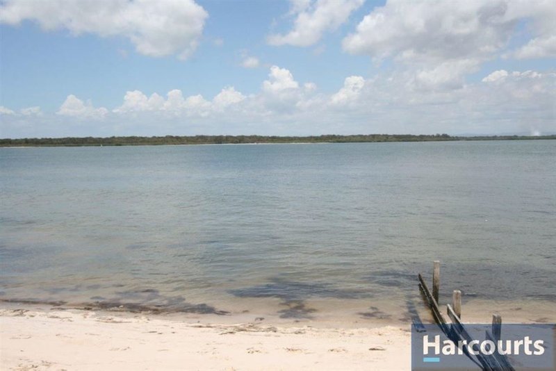 Photo - 189 Sylvan Beach Esplanade, Bellara QLD 4507 - Image 4