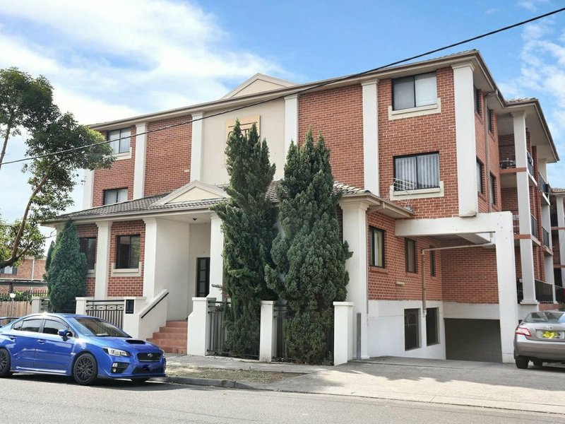 Photo - 18/96-98 Castlereagh Street, Liverpool NSW 2170 - Image 2