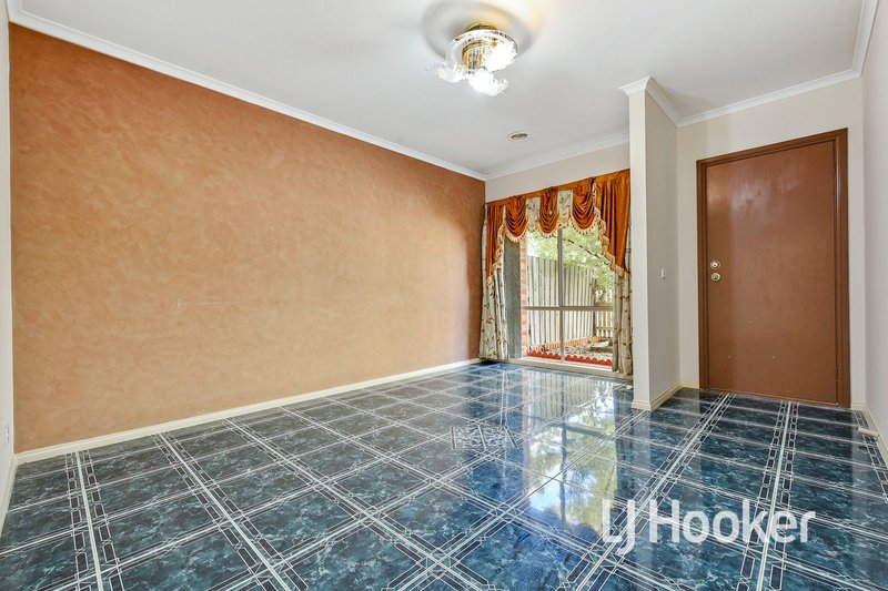 Photo - 18/96 Botanical Grove, Doveton VIC 3177 - Image 3