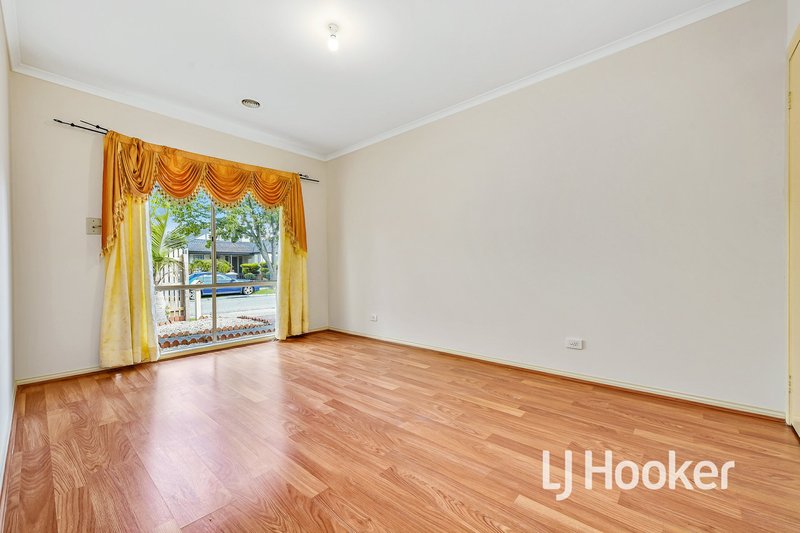 Photo - 18/96 Botanical Grove, Doveton VIC 3177 - Image 4