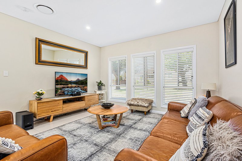 Photo - 18A Boomerang Street, Helensburgh NSW 2508 - Image 2