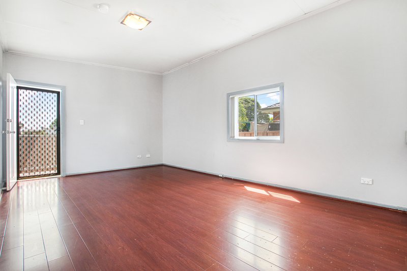 Photo - 18A Carpenter Street, Colyton NSW 2760 - Image 4