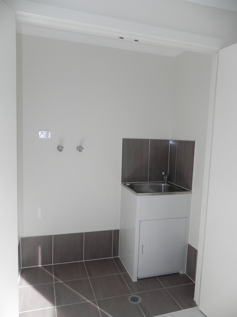 Photo - 18A Centaurus Street, Campbelltown NSW 2560 - Image 6