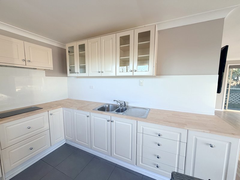Photo - 18a Delprat Avenue, Beresfield NSW 2322 - Image 4