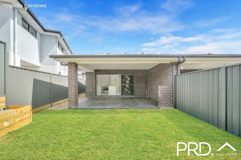 Photo - 18a Fieldhouse Circuit, Campbelltown NSW 2560 - Image 11