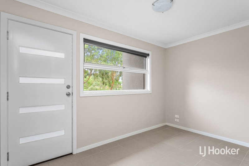 Photo - 18A Honolulu Drive, Point Cook VIC 3030 - Image 3