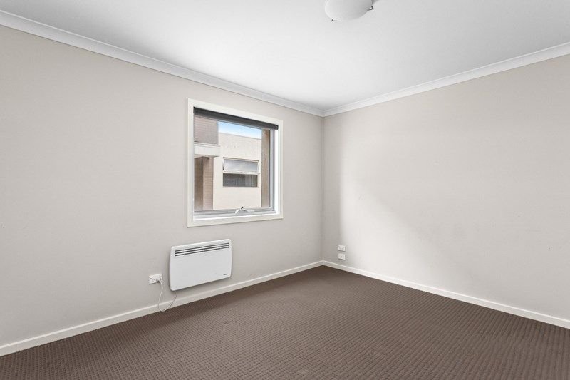 Photo - 18A Honolulu Drive, Point Cook VIC 3030 - Image 8