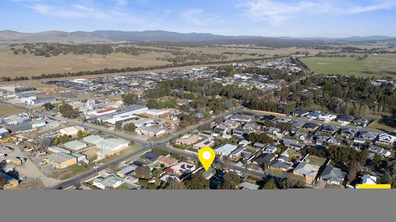 Photo - 18A King Street, Bungendore NSW 2621 - Image 18