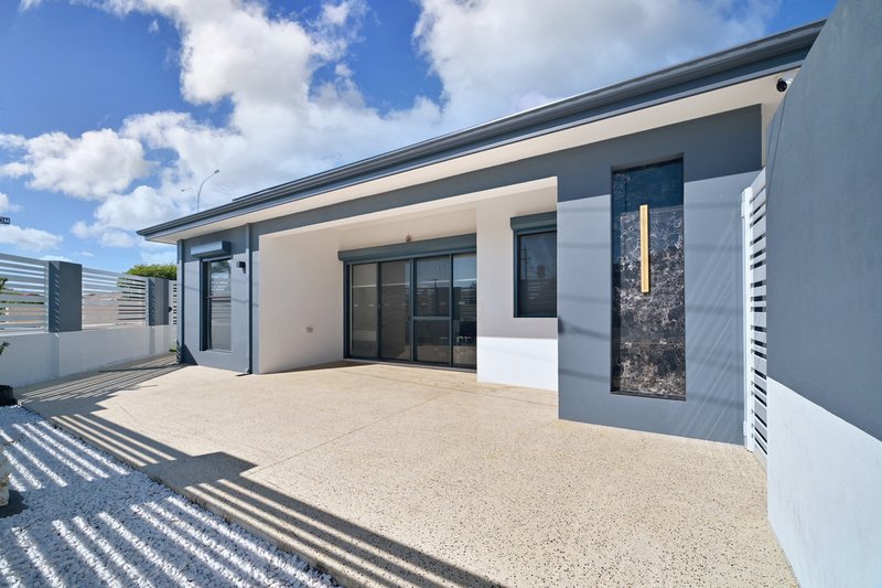 Photo - 18A Kobelke Street, Dianella WA 6059 - Image 4