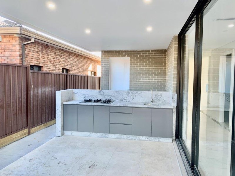 Photo - 18A Landon Street, Fairfield East NSW 2165 - Image 26