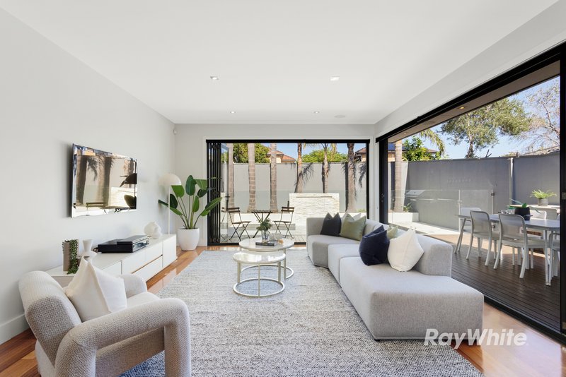 Photo - 18A Lawson Street, Bentleigh VIC 3204 - Image 3