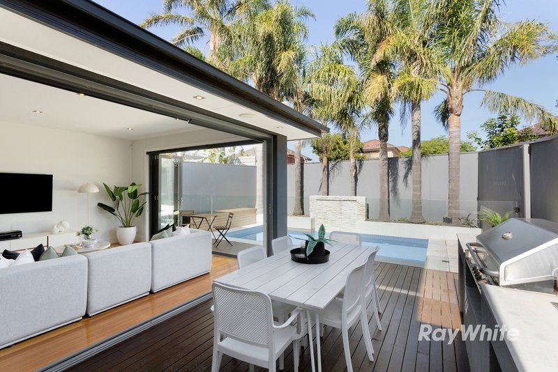 Photo - 18A Lawson Street, Bentleigh VIC 3204 - Image 4