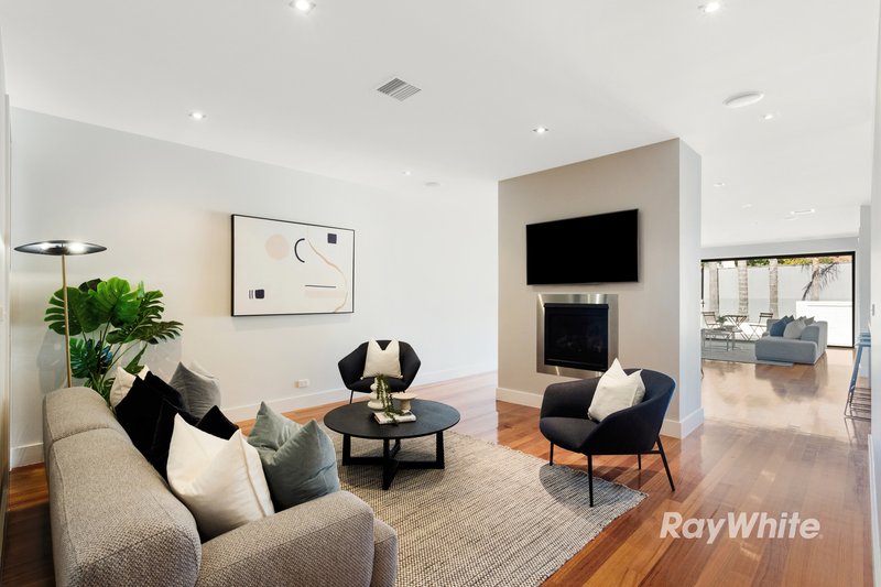 Photo - 18A Lawson Street, Bentleigh VIC 3204 - Image 7
