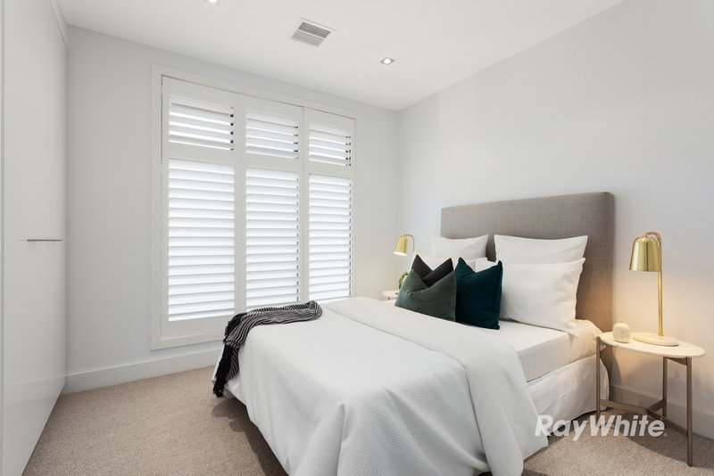 Photo - 18A Lawson Street, Bentleigh VIC 3204 - Image 16