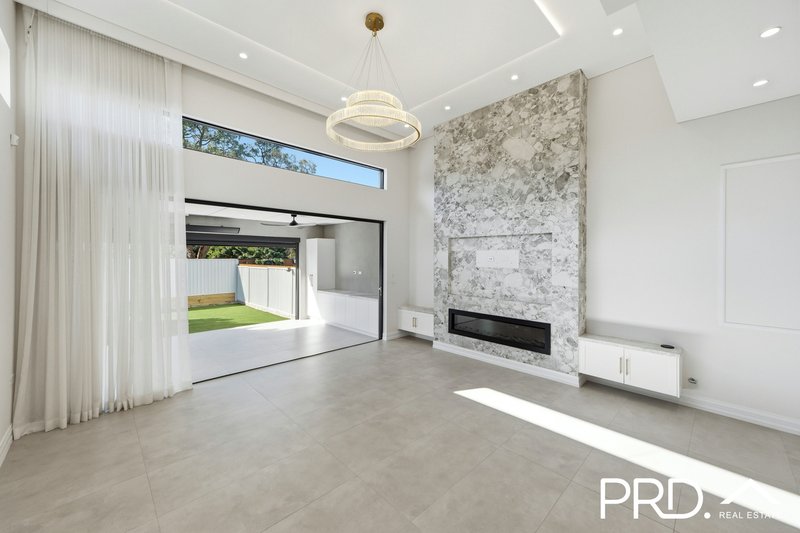 Photo - 18a Lochinvar Road, Revesby NSW 2212 - Image 6