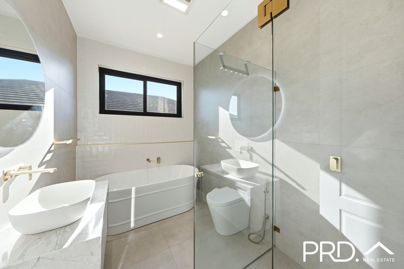 Photo - 18a Lochinvar Road, Revesby NSW 2212 - Image 14