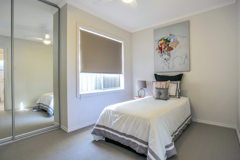 Photo - 18a Madeira Drive, Morphett Vale SA 5162 - Image 8