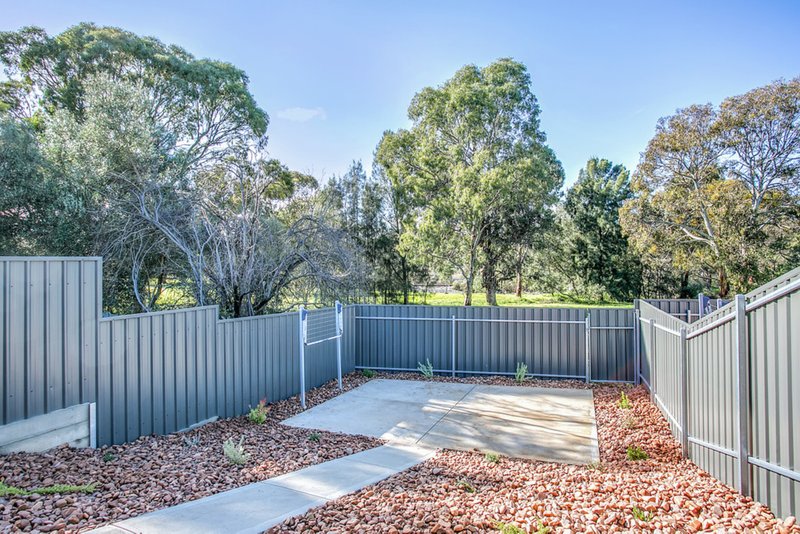 Photo - 18a Madeira Drive, Morphett Vale SA 5162 - Image 11