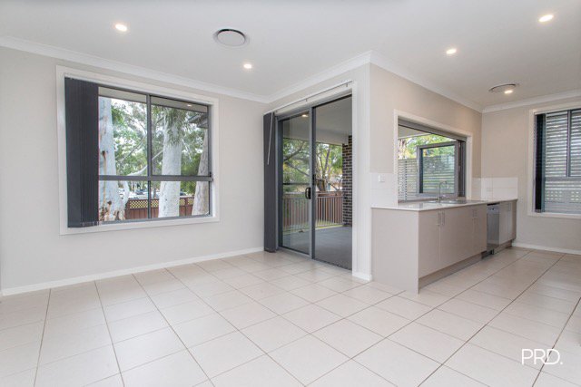 Photo - 18a Martin Street, Emu Plains NSW 2750 - Image 5