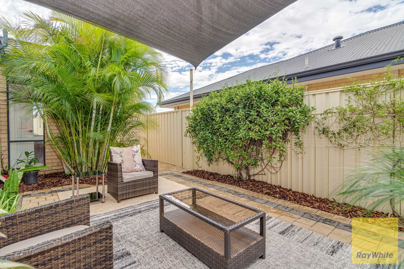 Photo - 18A Olivedale Road, Madeley WA 6065 - Image 3