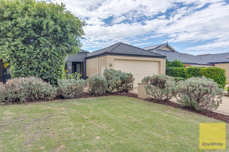 Photo - 18A Olivedale Road, Madeley WA 6065 - Image 4